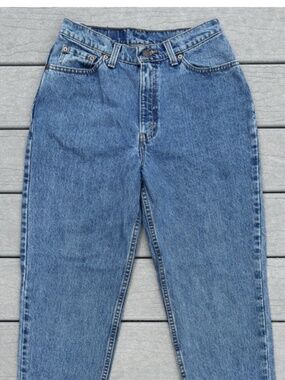 Vintage 1992 Levi's 512 Slim Fit Tapered Leg 11 Short